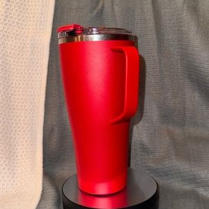 Brumate 32oz Ruby Red Toddy